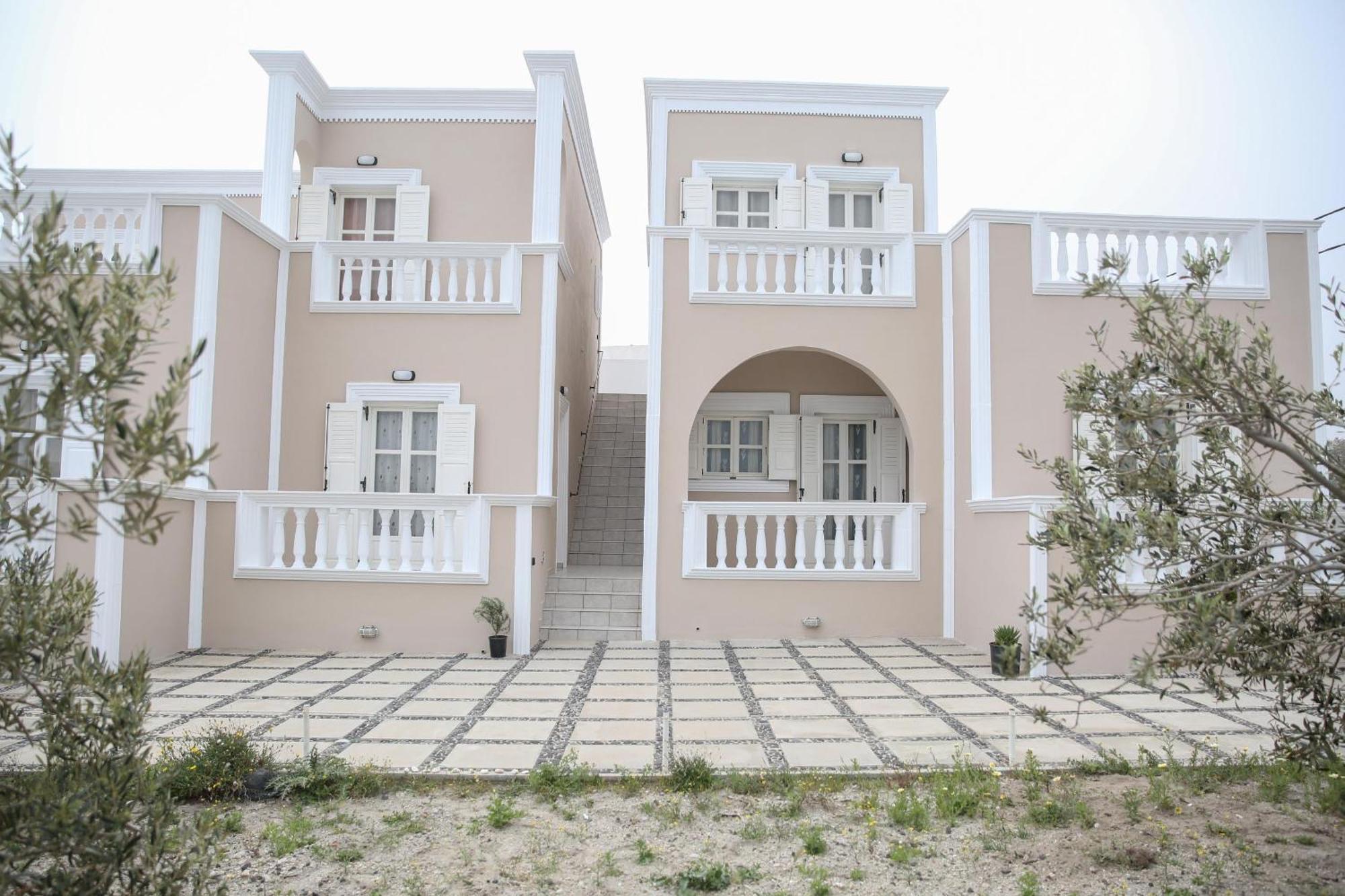 Pension St.George Rooms&Studios Playa de Perivolos Exterior foto