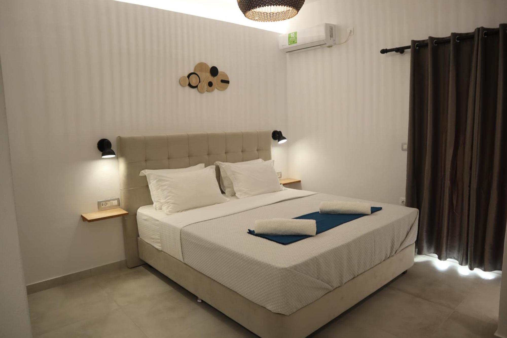Pension St.George Rooms&Studios Playa de Perivolos Exterior foto