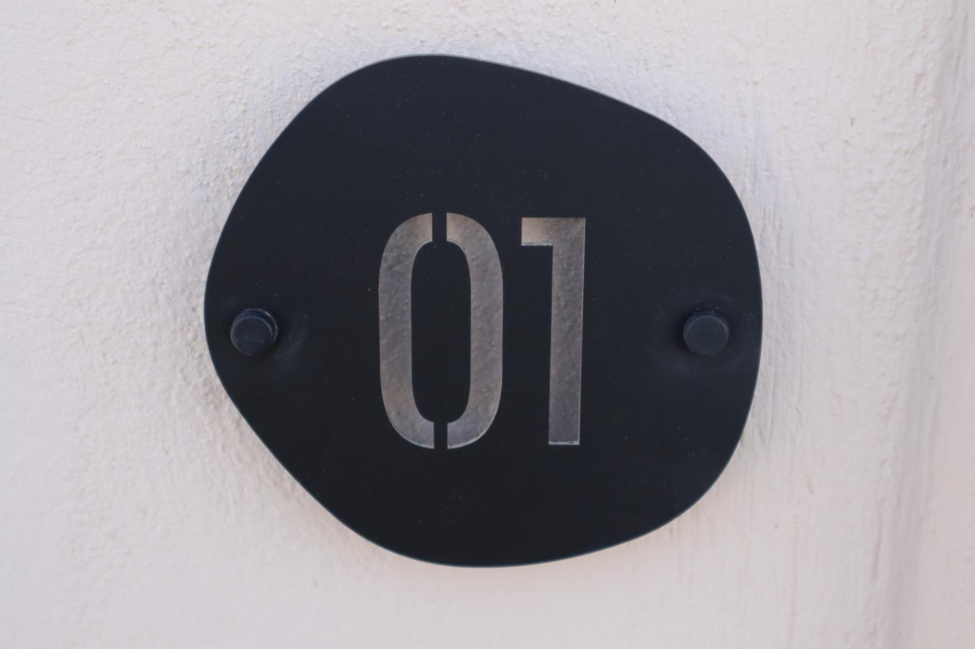 Pension St.George Rooms&Studios Playa de Perivolos Exterior foto